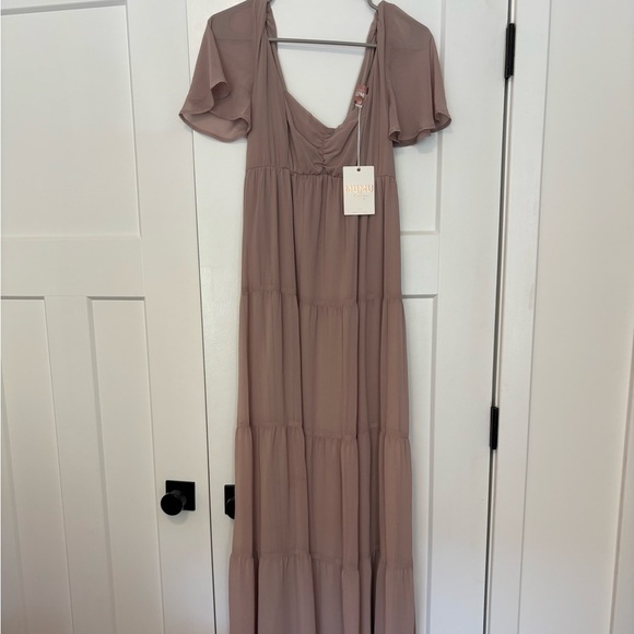 🌸 Show Me Your Mumu Nicole Maxi Dress ~ Blush – Size M (NWT) - Picture 4 of 9